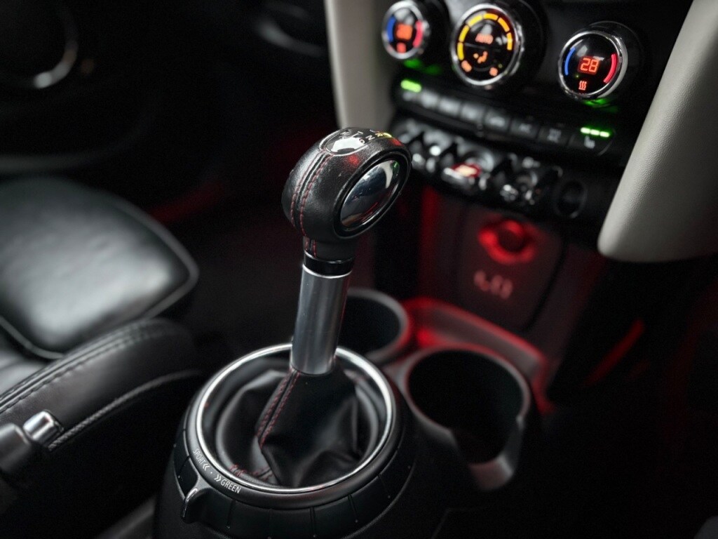 Used MINI Hatch 2017 for sale - 76819824: Photo 17