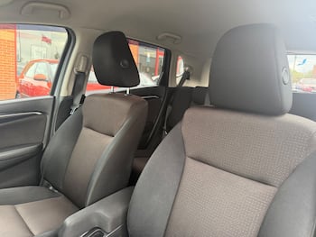 Used Honda Jazz 2018 for sale - 79597248: Photo