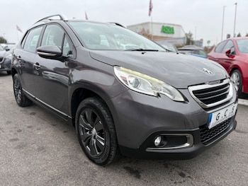 Used Peugeot 2008 2015 for sale - 76068201: Photo