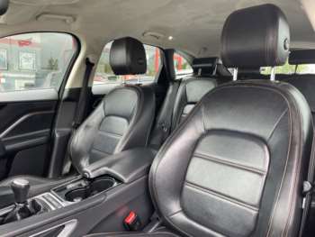 Used Jaguar F-Pace 2019 for sale - 74616323: Photo