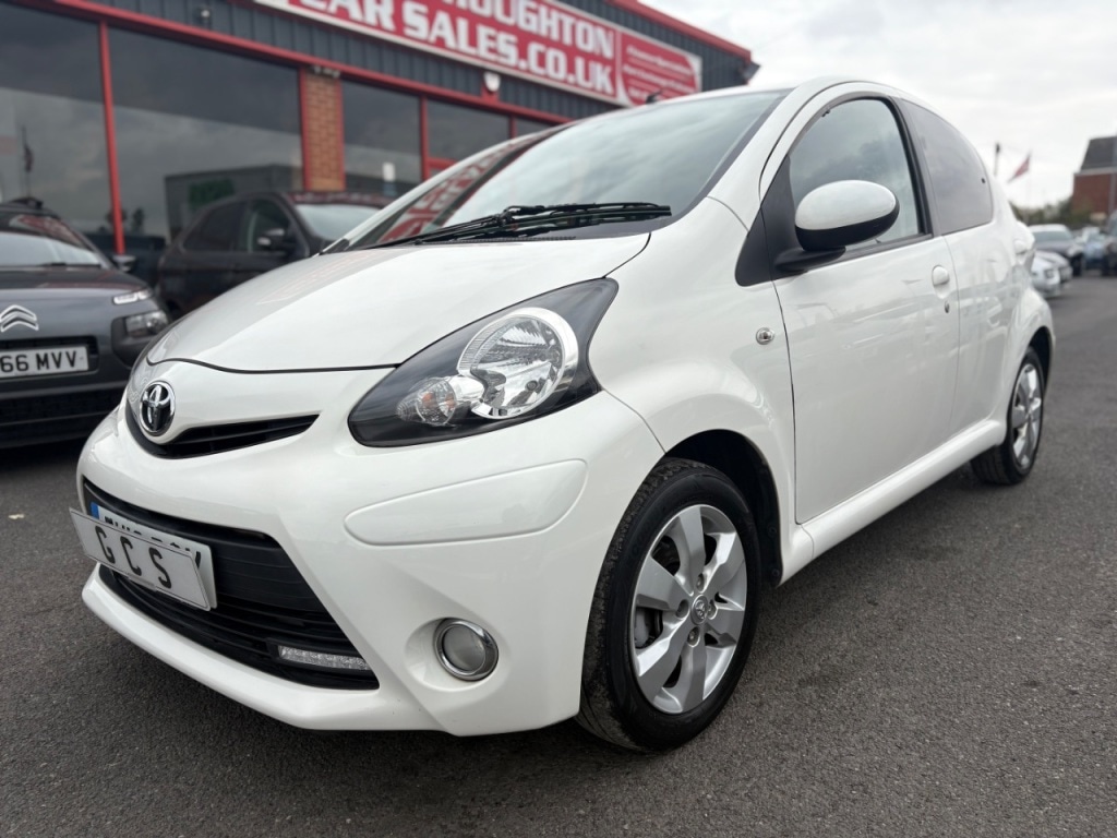 Used Toyota AYGO 2013 for sale - 75997820: Photo 1