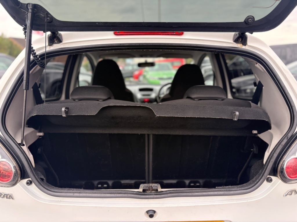 Used Toyota AYGO 2013 for sale - 75997820: Photo 7