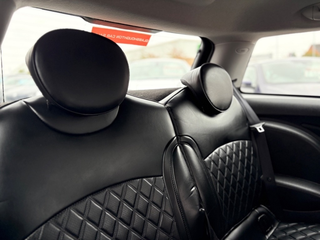 Used MINI Hatch 2010 for sale - 76287096: Photo 11