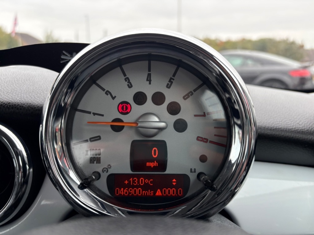 Used MINI Hatch 2010 for sale - 76287096: Photo 16
