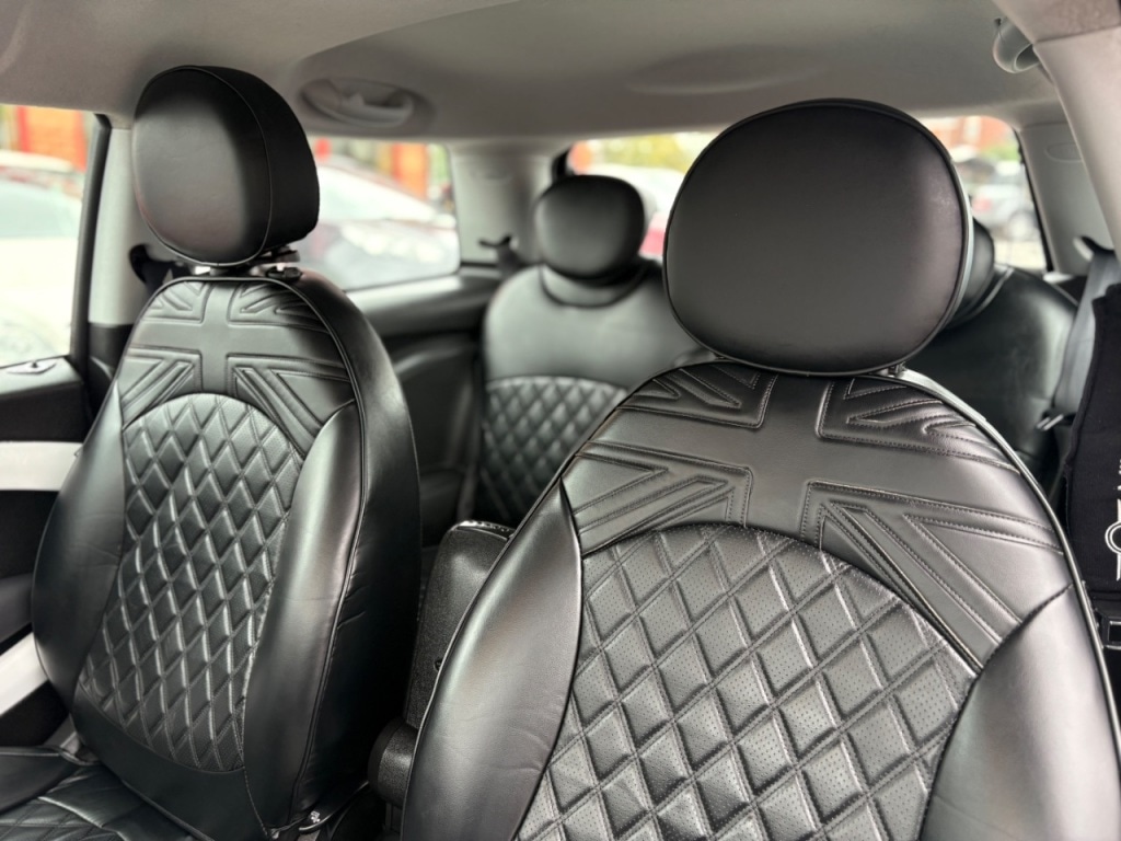 Used MINI Hatch 2010 for sale - 76287096: Photo 4