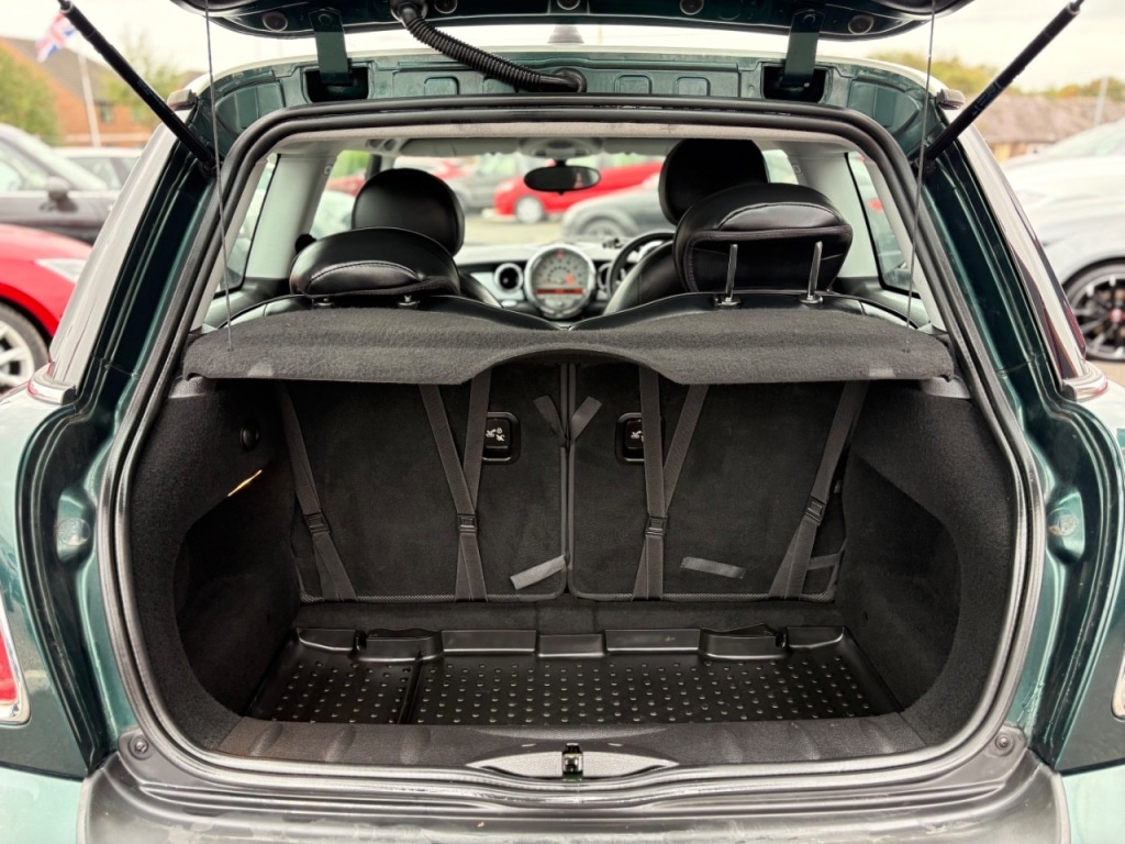 Used MINI Hatch 2010 for sale - 76287096: Photo 8