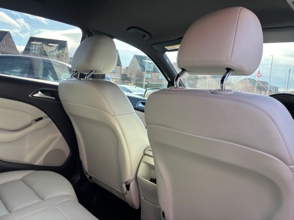 Used Mercedes-Benz B Class 2014 for sale - 77382183: Photo 10