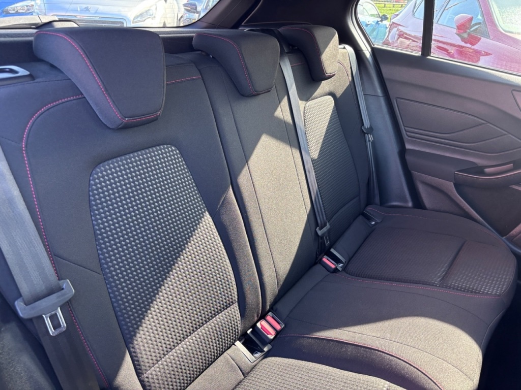 Used Ford Focus 2022 for sale - 76056597: Photo 12