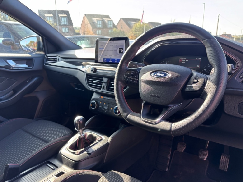 Used Ford Focus 2022 for sale - 76056597: Photo 13