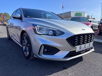 Used Ford Focus 2022 for sale - 76056597: Photo 2