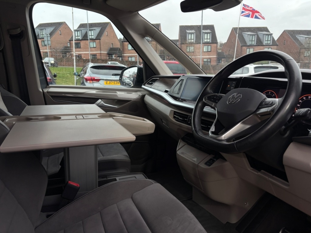 Used Volkswagen Multivan 2024 for sale - 77287292: Photo 15