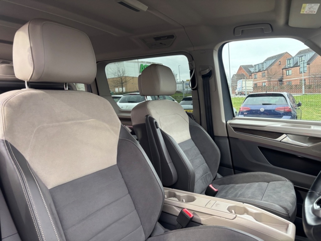 Used Volkswagen Multivan 2024 for sale - 77287292: Photo 16