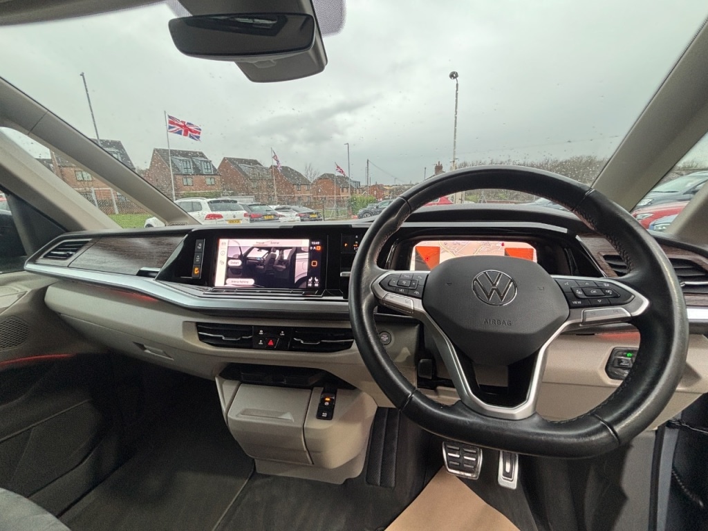 Used Volkswagen Multivan 2024 for sale - 77287292: Photo 32