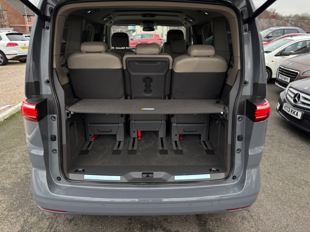 Used Volkswagen Multivan 2024 for sale - 77287292: Photo 8