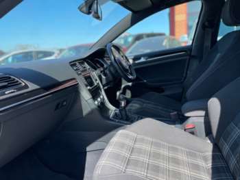 Used Volkswagen Golf 2016 for sale - 74504898: Photo