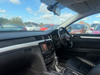 Used Skoda Superb 2013 for sale - 79721692: Photo
