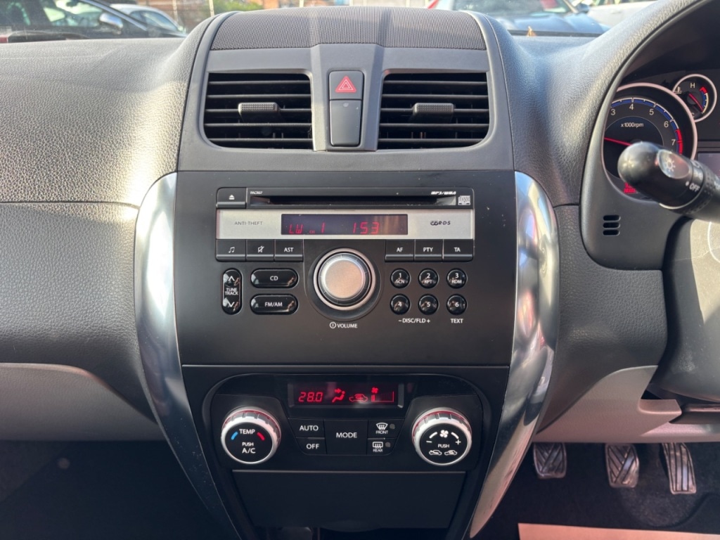 Used Suzuki SX4 2014 for sale - 76710717: Photo 14