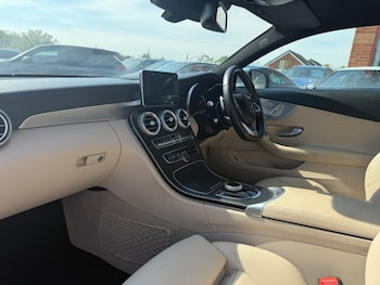 Used Mercedes-Benz C Class 2017 for sale - 79177857: Photo