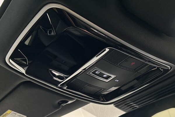 Used Land Rover Range Rover Velar 2024 for sale - 76188668: Photo 23