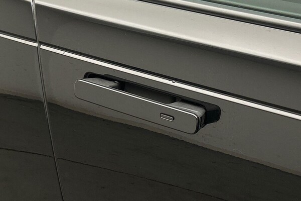 Used Land Rover Range Rover Velar 2024 for sale - 76188668: Photo 41