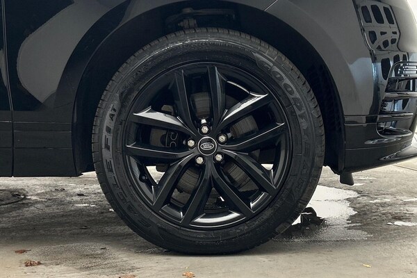Used Land Rover Range Rover Velar 2024 for sale - 76188668: Photo 8