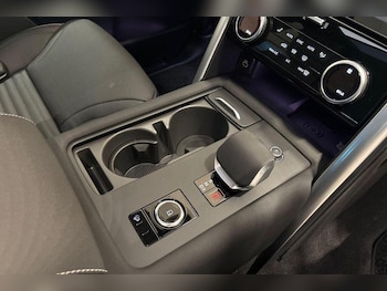 Used Land Rover Discovery 2025 for sale - 75940095: Photo
