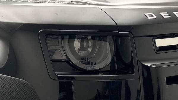 Used Land Rover Defender 110 2022 for sale - 75109089: Photo 17