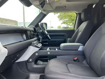 Used Land Rover Defender 90 2023 for sale - 74875559: Photo