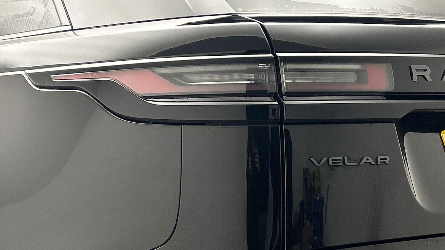 Used Land Rover Range Rover Velar 2024 for sale - 75990642: Photo 19