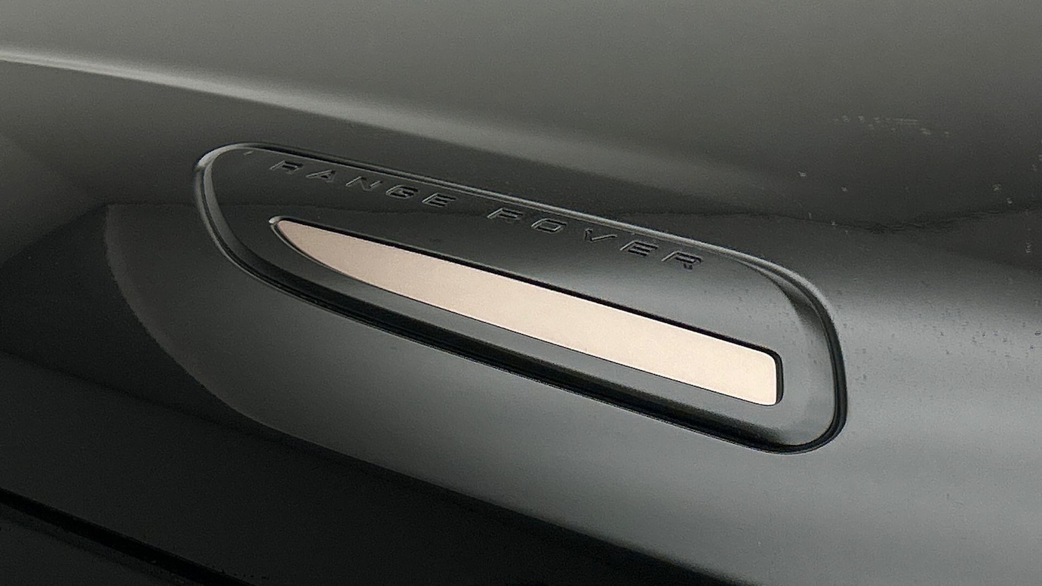 Used Land Rover Range Rover Velar 2024 for sale - 75990642: Photo 20