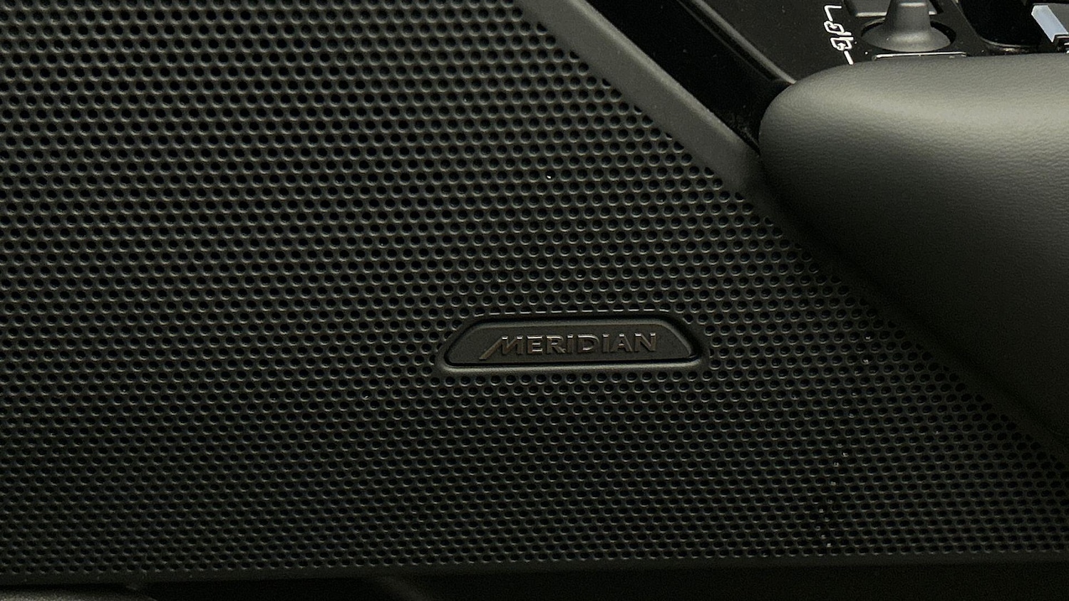 Used Land Rover Range Rover Velar 2024 for sale - 75990642: Photo 24