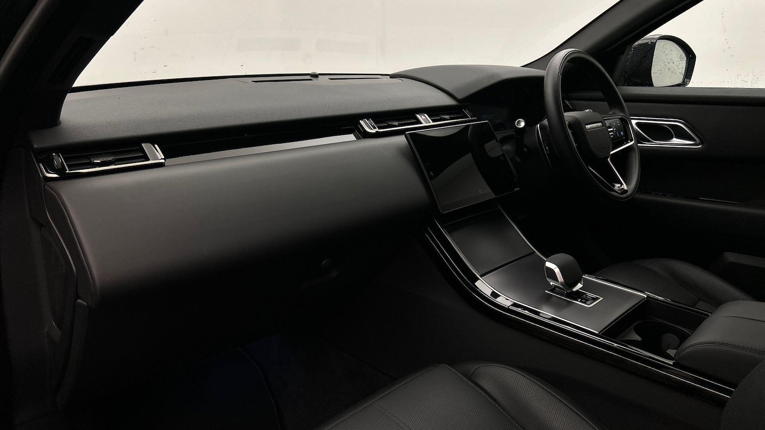 Used Land Rover Range Rover Velar 2024 for sale - 75990642: Photo 35