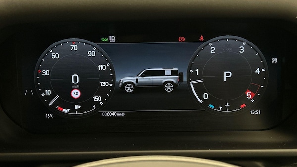 Used Land Rover Defender 110 2025 for sale - 76099317: Photo 16