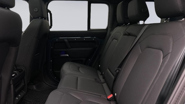 Used Land Rover Defender 110 2025 for sale - 76099317: Photo 4
