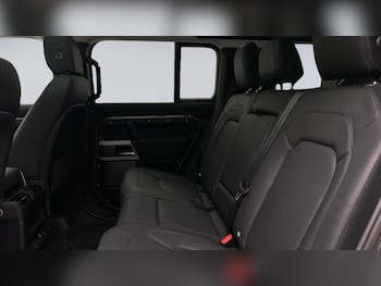 Used Land Rover Defender 110 2022 for sale - 75577038: Photo