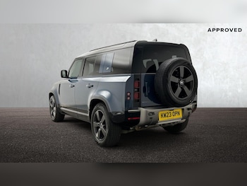 Used Land Rover Defender 2023 for sale - 75609027: Photo