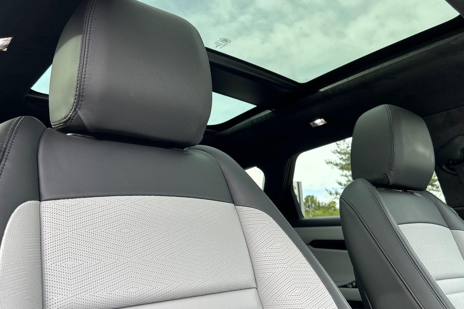 Used Land Rover Range Rover Evoque 2025 for sale - 76084129: Photo 21