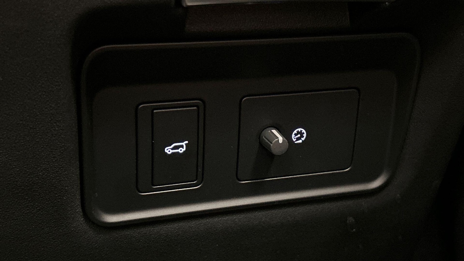 Used Land Rover Discovery Sport 2022 for sale - 76166843: Photo 32