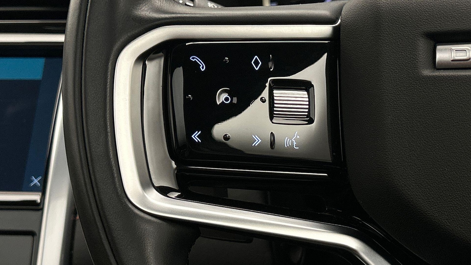 Used Land Rover Discovery Sport 2022 for sale - 76166843: Photo 34
