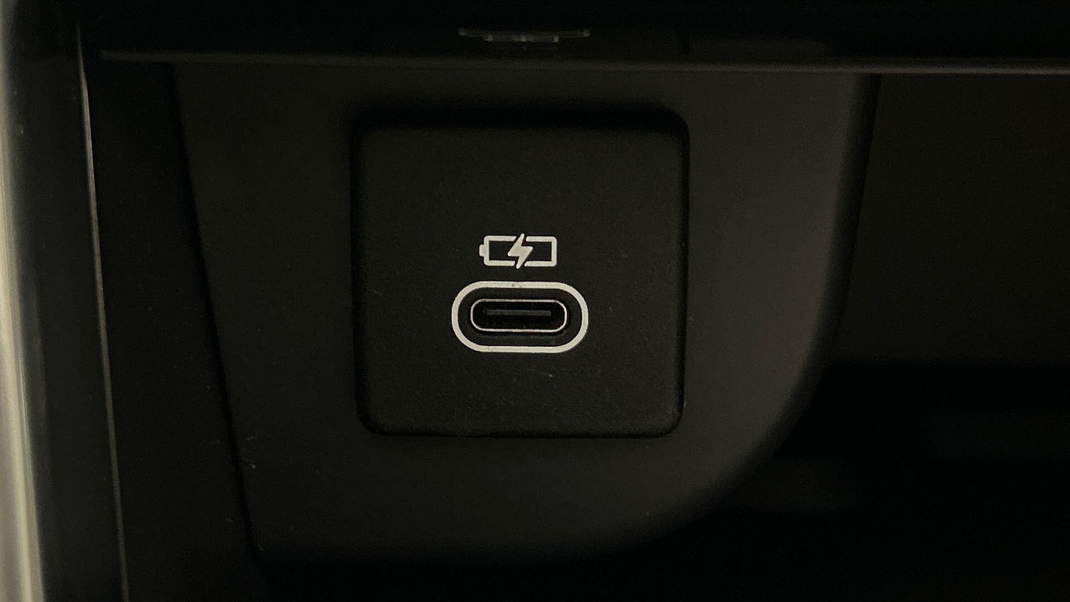 Used Land Rover Discovery Sport 2022 for sale - 76166843: Photo 36