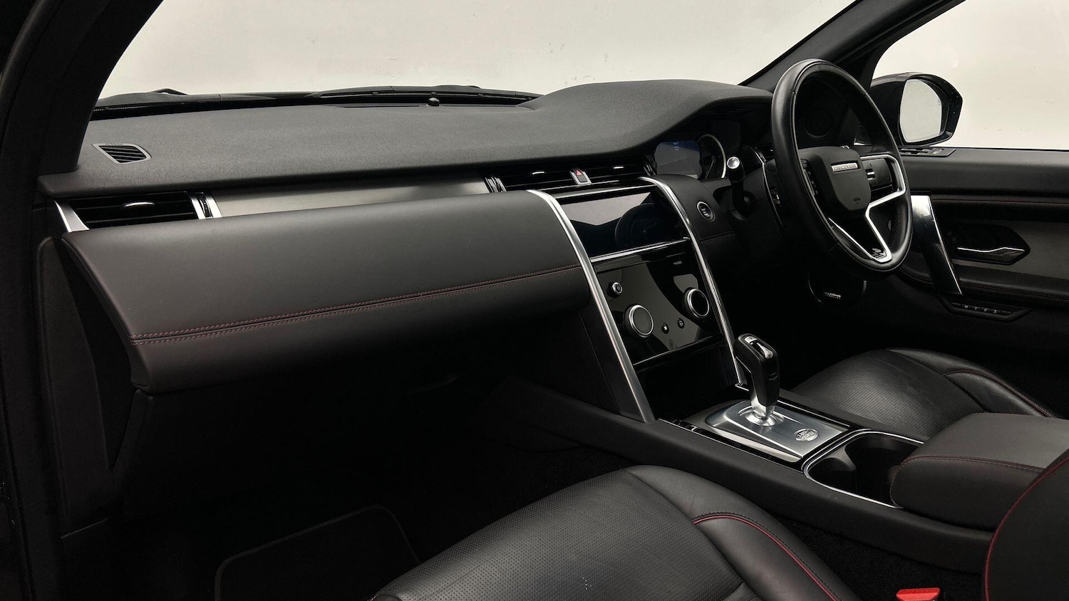 Used Land Rover Discovery Sport 2022 for sale - 76166843: Photo 39