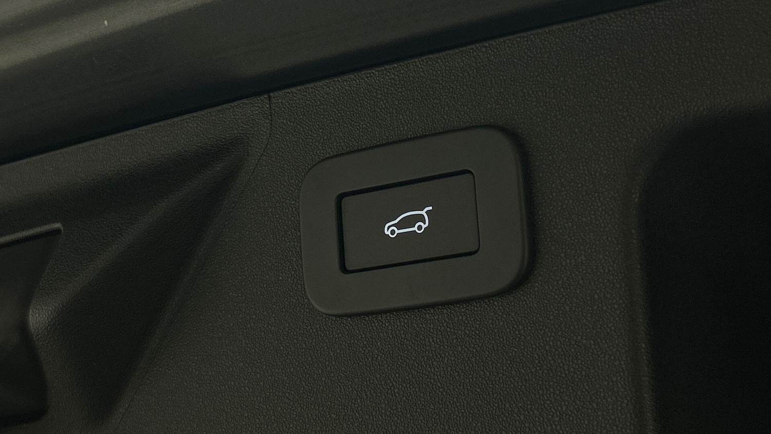 Used Land Rover Discovery Sport 2022 for sale - 76166843: Photo 40