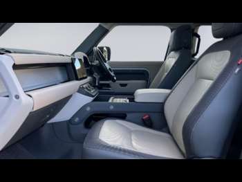 Used Land Rover Defender 90 2022 for sale - 74850733: Photo