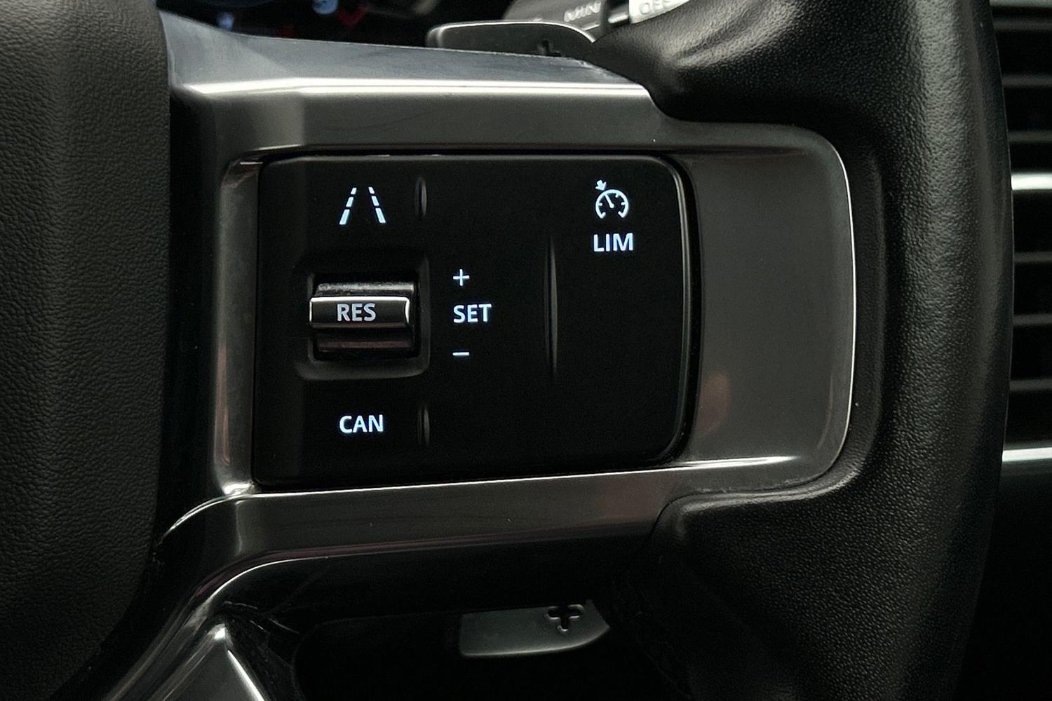Vehicle 33