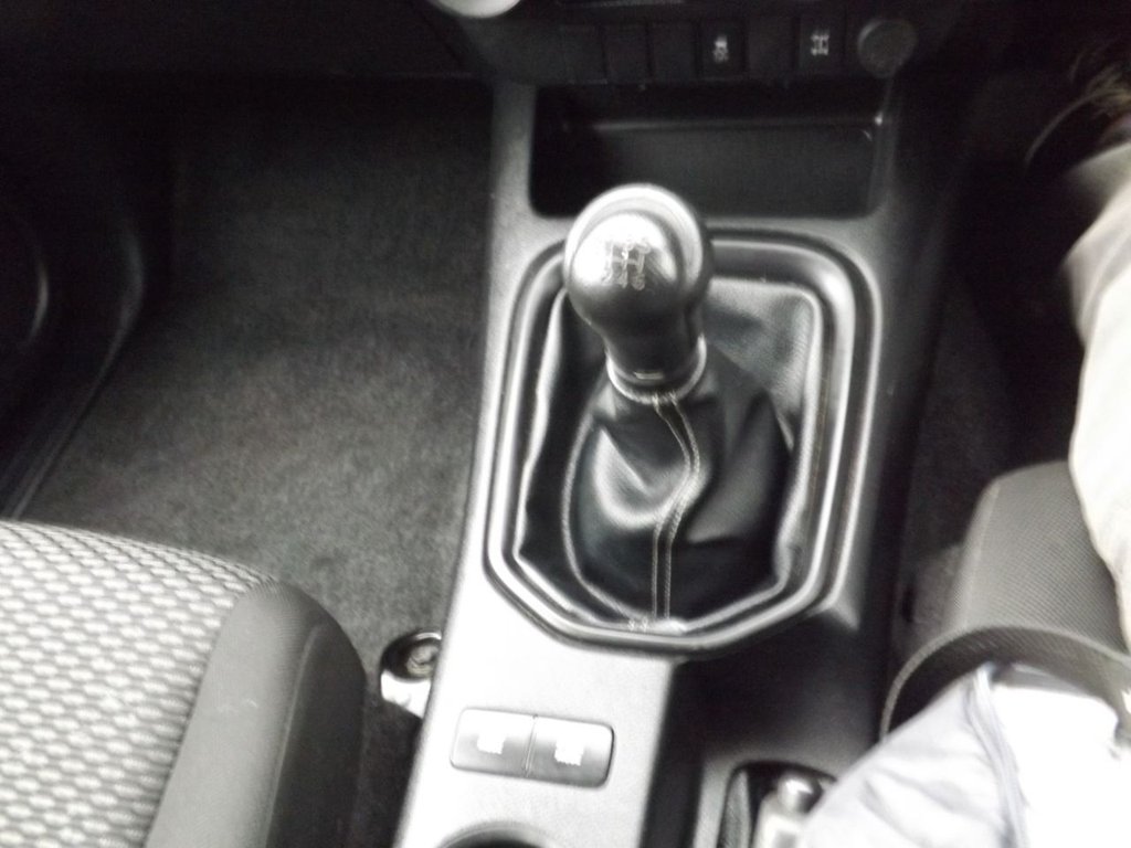 Used Toyota Hilux 2019 for sale - 76147927: Photo 19