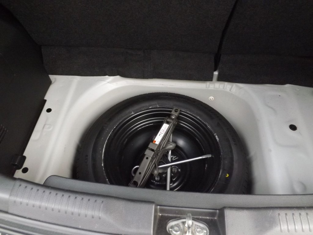 Used Suzuki Ignis 2017 for sale - 77680589: Photo 10