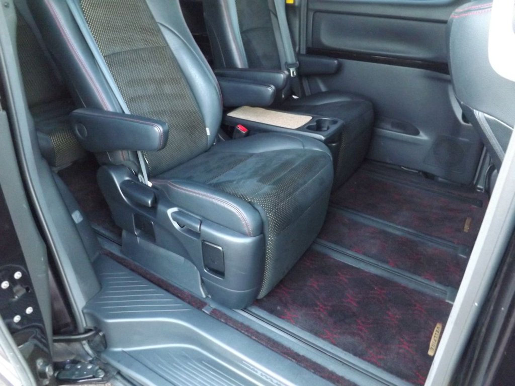 Used Toyota Vellfire 2024 for sale - 77780081: Photo 15