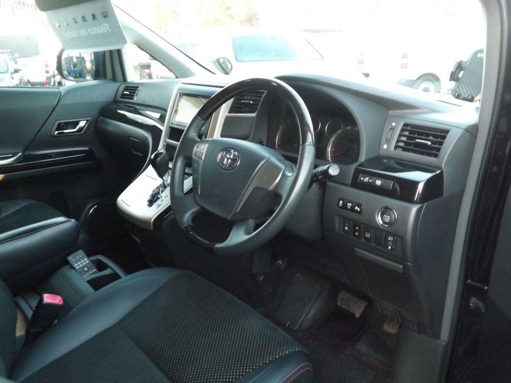 Used Toyota Vellfire 2024 for sale - 77780081: Photo 18