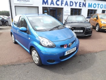 2011 (11) - 1.0 VVT-i Blue 5dr