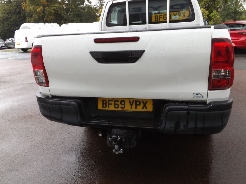 Used Toyota Hilux 2019 for sale - 77024086: Photo 11